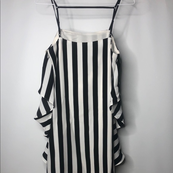 Black & White Striped Pencil Dress - Picture 4 of 8